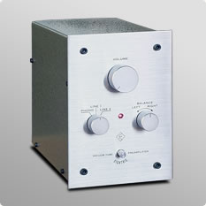 真空管式ステレオ・プリアンプ