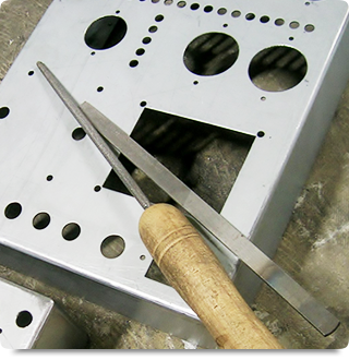 手作りのシャーシ